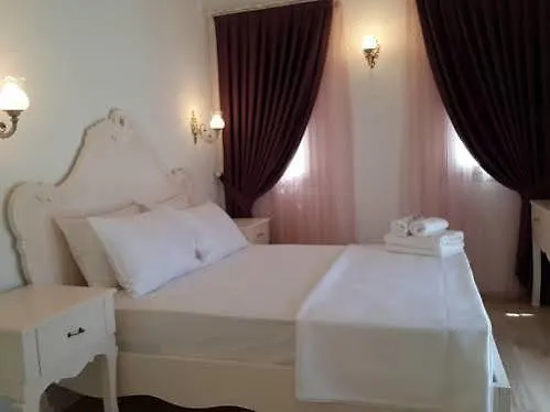 Alacati Alaris Hotel